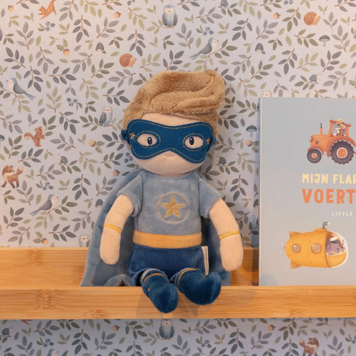 Knuffelpop Superheld Jim - 35 cm