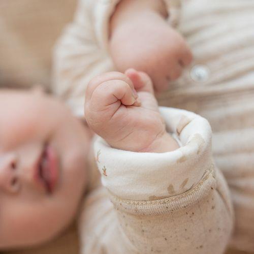 Jas - Zand - Newborn Naturals - Baby Bunny